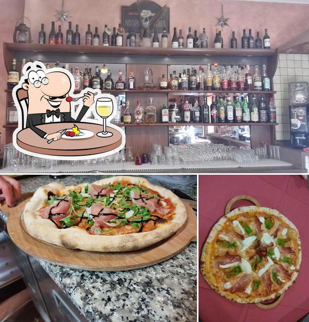 Parmi les diverses choses de la nourriture et la boisson, une personne peut trouver sur Bar & Pizzeria Da Grillo Santa Giusta