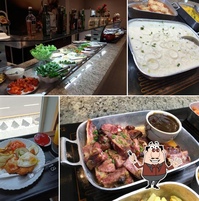 Comida em Restaurante Família Curitibana