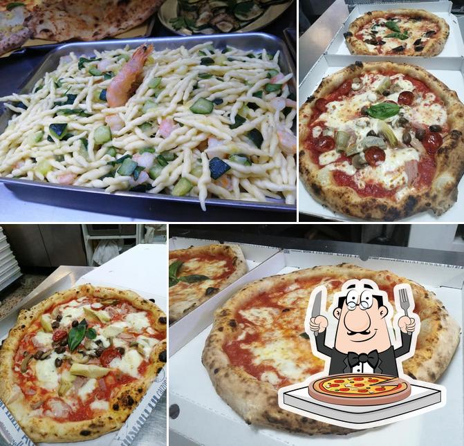 Prova una pizza a Pizzeria O' Sarracin