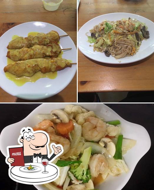 Meals at Mai Thai