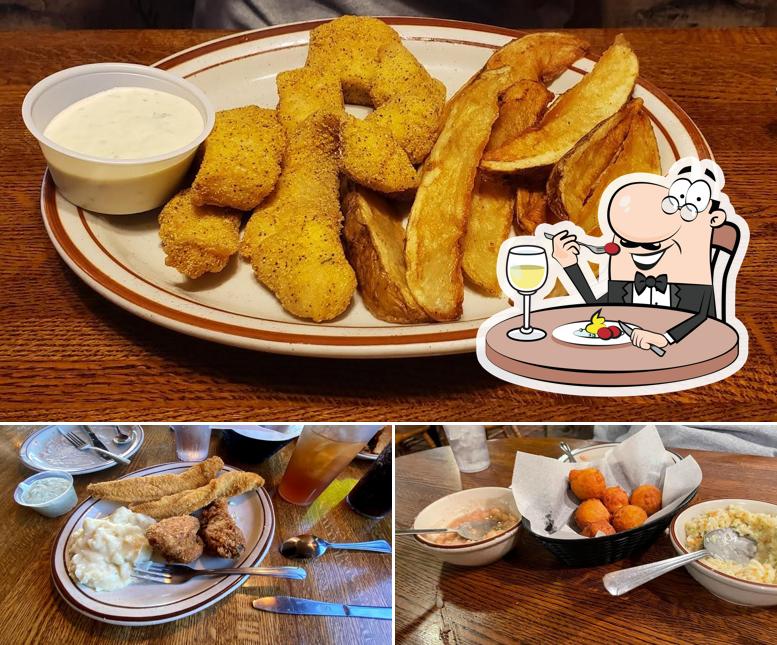 Jumpin' Catfish Restaurant, 1861 S Ridgeview Rd in Olathe Restaurant