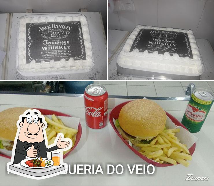 Comida em Hambúrgueria do Veinho