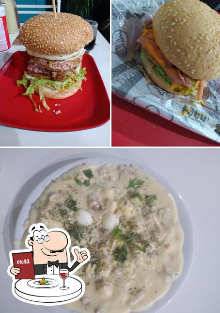 Comida em Leo Lanches Mania