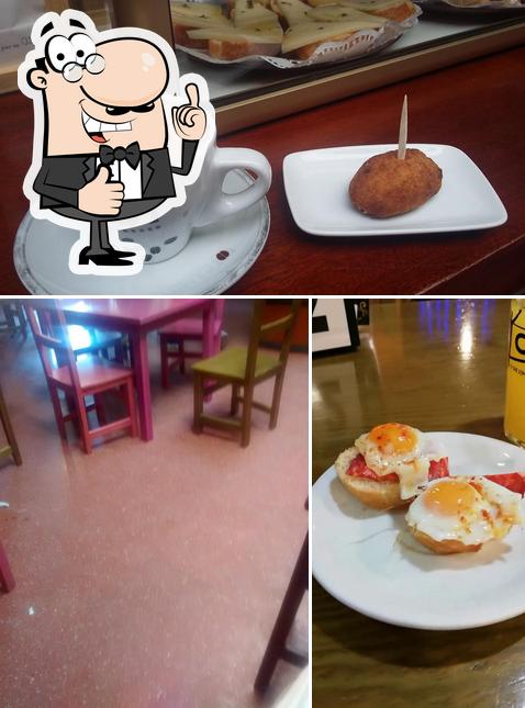 See the photo of Bar Restaurante La Estación