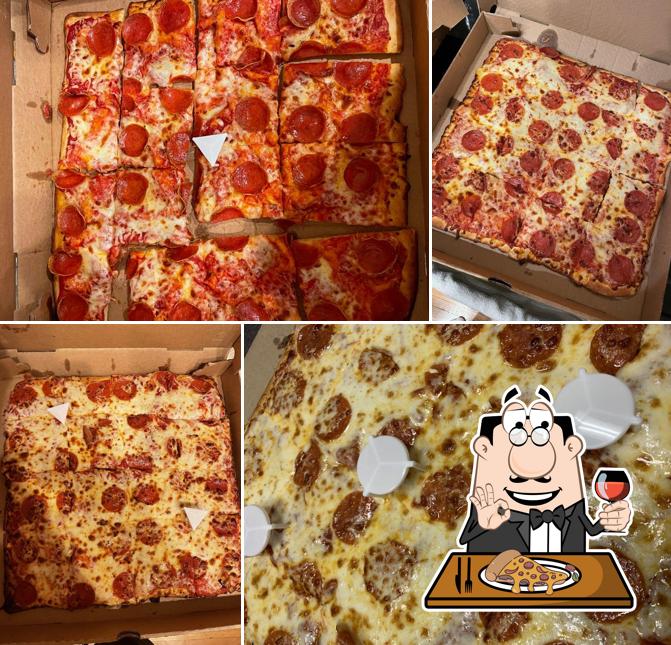 Hartley's Pizza in Cumberland Restaurant menu and reviews
