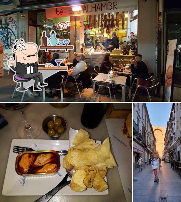 Check out how Perromedio Taberna looks inside