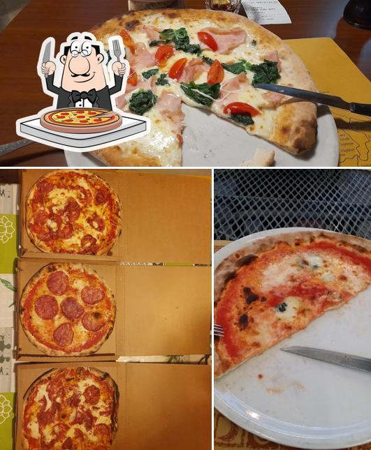 Ordina una pizza a Pub Front Page