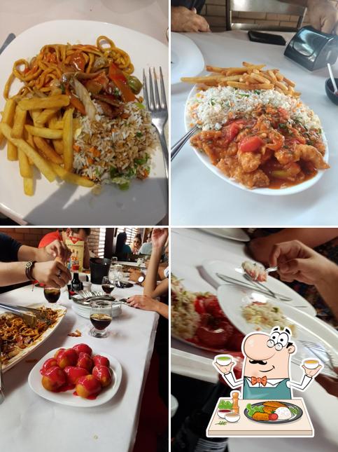 Comida em Restaurante San Sun Tambauzinho