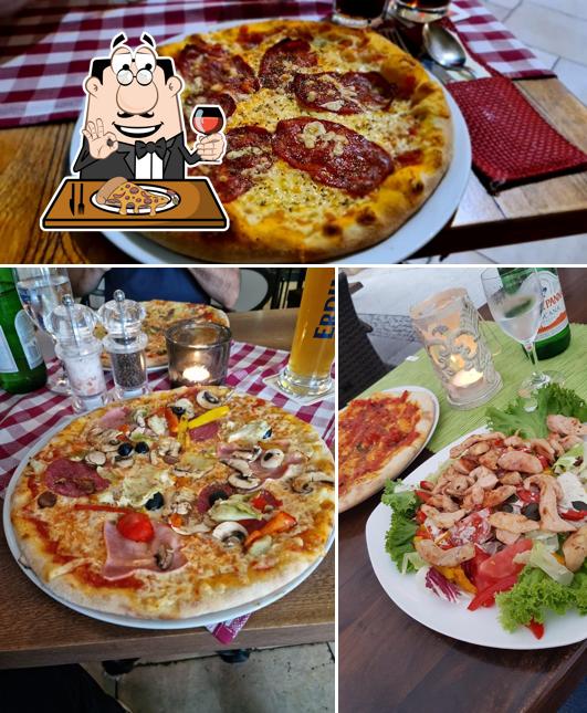Pick pizza at Andria