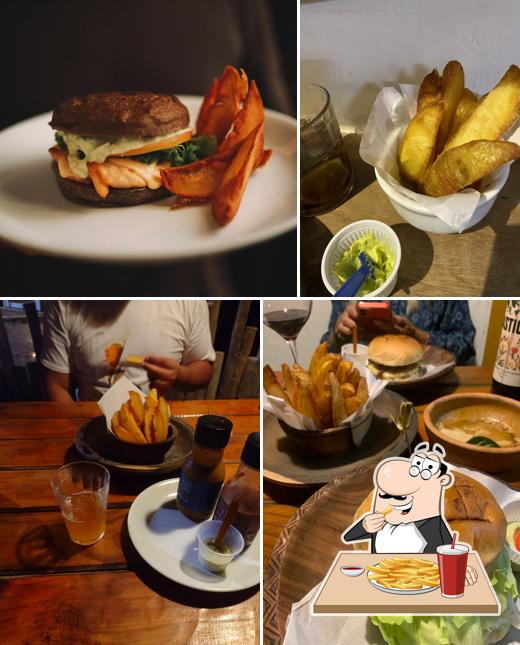 Batata frita em São João Batista Burger & Pizza