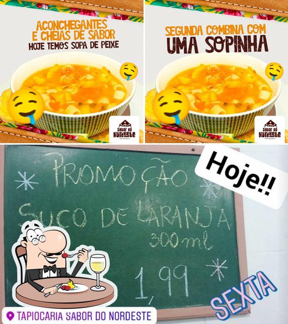 Confira a foto ilustrando comida e quadro-negro no Tapiocaria Sabor Do Nordeste Campina Grande