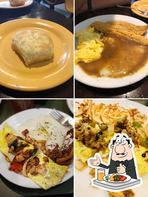 Narobia's Grits & Gravy in Savannah Restaurant menu and reviews