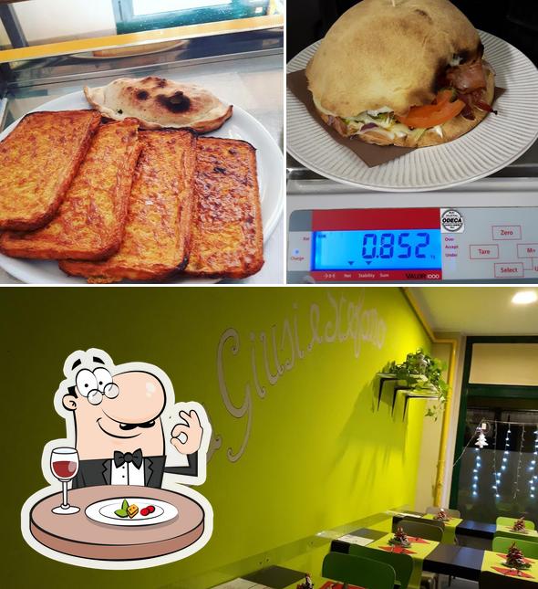 Questa è la immagine che raffigura la cibo e interni di Da Rino