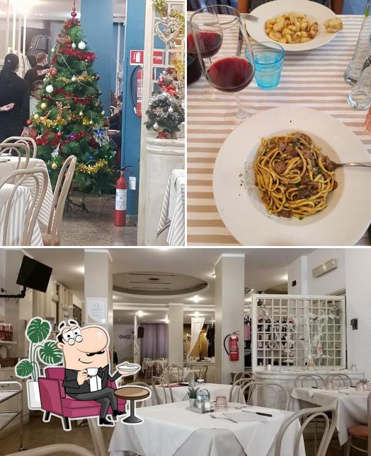 Dai un'occhiata agli interni di Nuova Pizzeria e Ristorante Capri