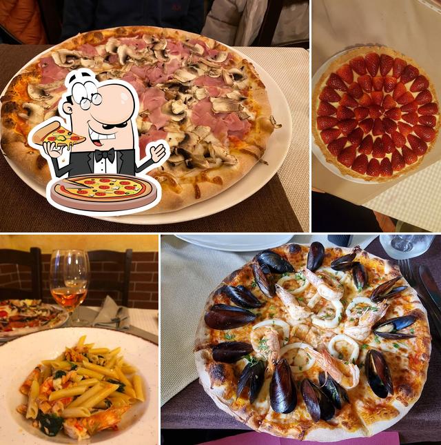 Order pizza at Osteria Zucca