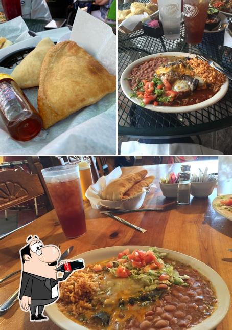 Ranchos Plaza Grill in Ranchos de Taos Restaurant menu and reviews