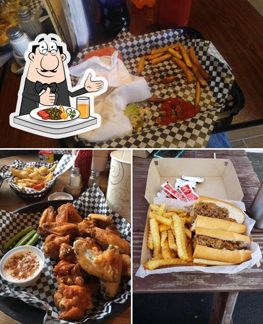 Food at Outlaw's Burger Barn & Creamery