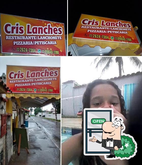 Veja imagens do exterior do CRIS LANCHES