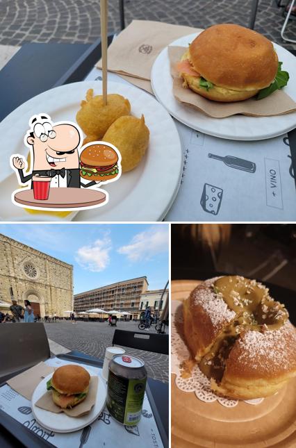 Prova un hamburger a +Tosto Gastro Bottega