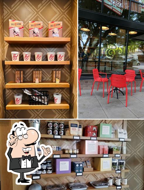 Salt & Straw in Lake Oswego Restaurant menu and reviews