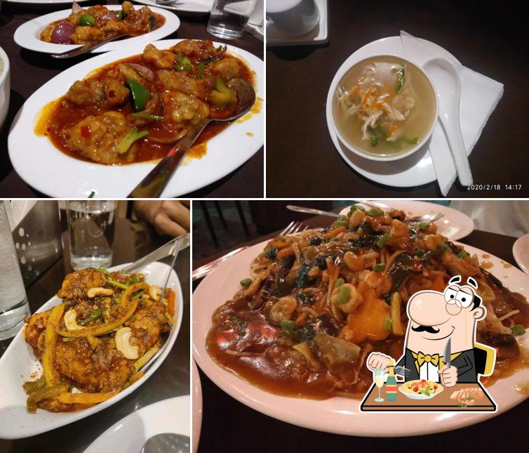 Food at China Express Restaurant