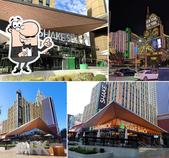 Shake Shack NYNY Hotel (LV BLVD), 3790 Las Vegas Blvd S in Las Vegas