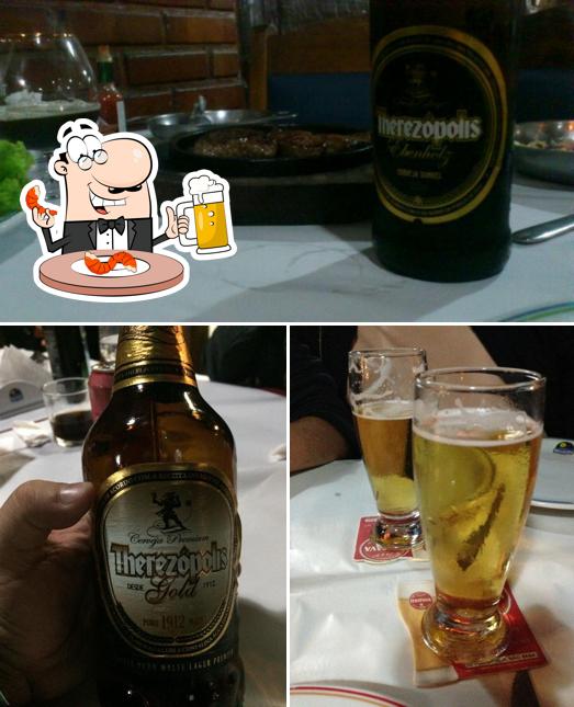 Peça um copo de cerveja leve ou escura