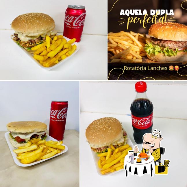 Comida em Rotatória lanches