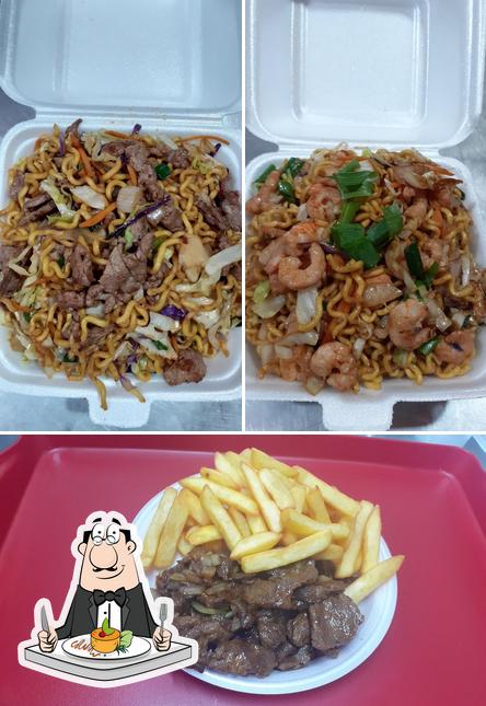 Comida em Yakisoba da China