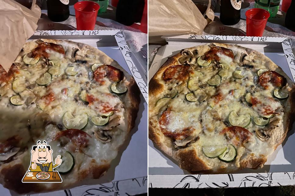 Prenditi una pizza a Pizza E Sfizi