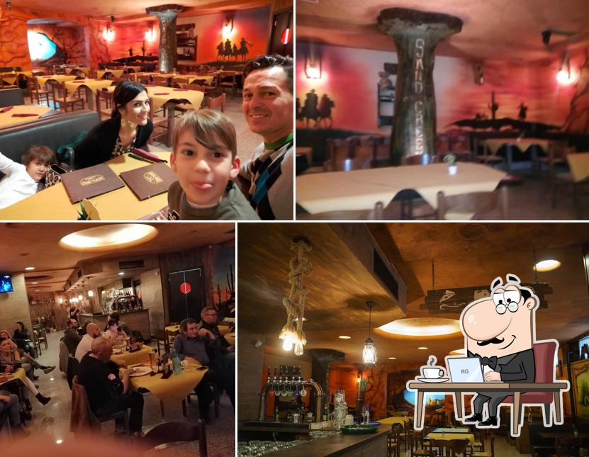 L'intérieur de Sand Creek Pub pizzeria