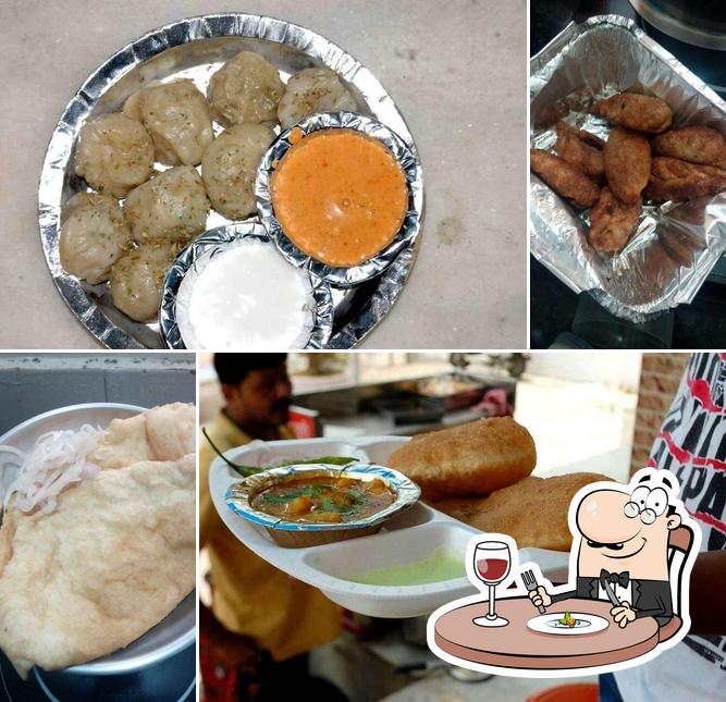 Food at Delhi 6 Chaat Wala