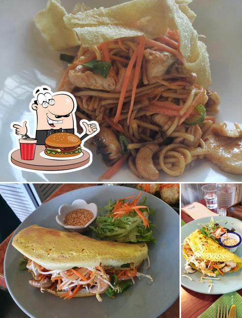 Попробуйте гамбургеры в "Siam Thai Infusion - Taupo"