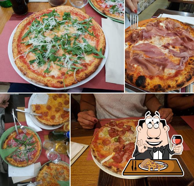 A Don Carlo, puoi assaggiare una bella pizza