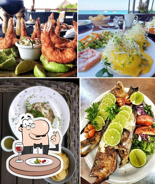 HEMINGWAY Lounge & Nightclub Bar Cozumel beach, San Miguel de Cozumel -  Restaurant menu and reviews