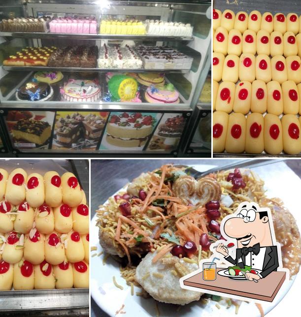 Lahari Bakes & Chats