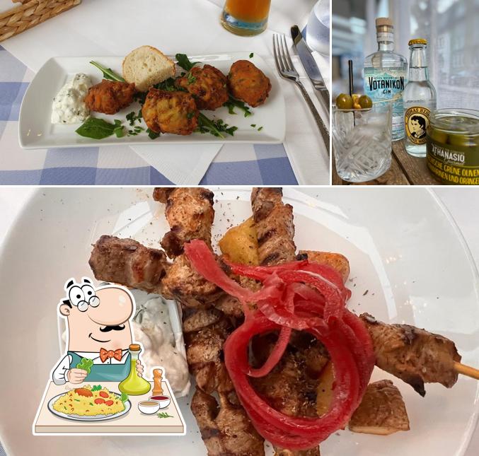 Parmi les diverses choses de la nourriture et la boisson, une personne peut trouver sur Taverna Angelos - Greek Cuisine