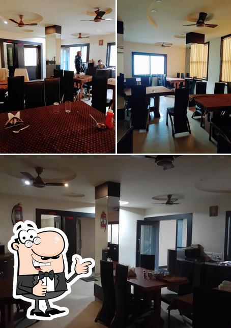 Himalaya Restaurant N