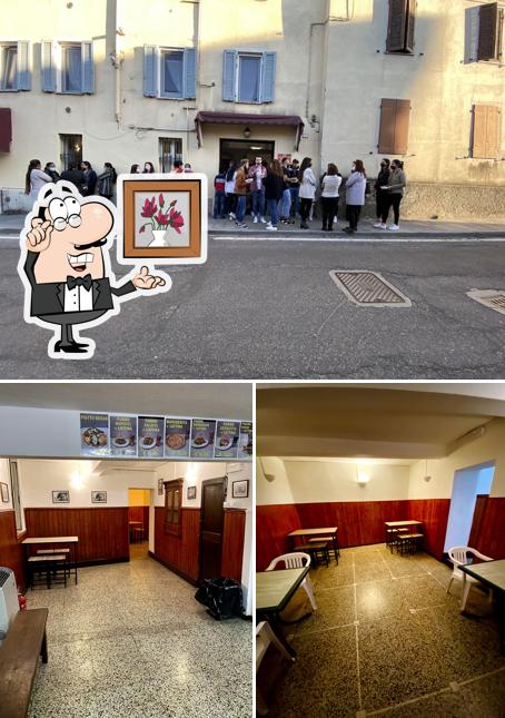 Gli interni di Pizzeria e Kebab “LA GROTTA”