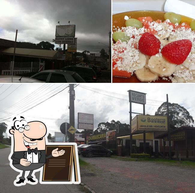 Entre diversos coisas, exterior e comida podem ser encontrados no Um Dois Feijão com Arroz