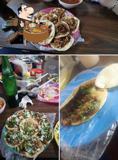 Platos en Taquería Arandas