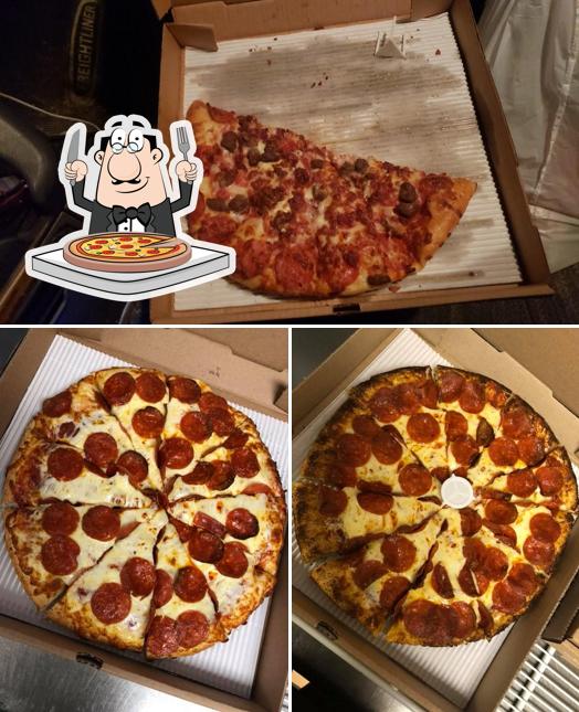 Vito's Pizza and Subs Walbridge, Millbury and Moline, 104 E Union St in Walbridge Restaurant