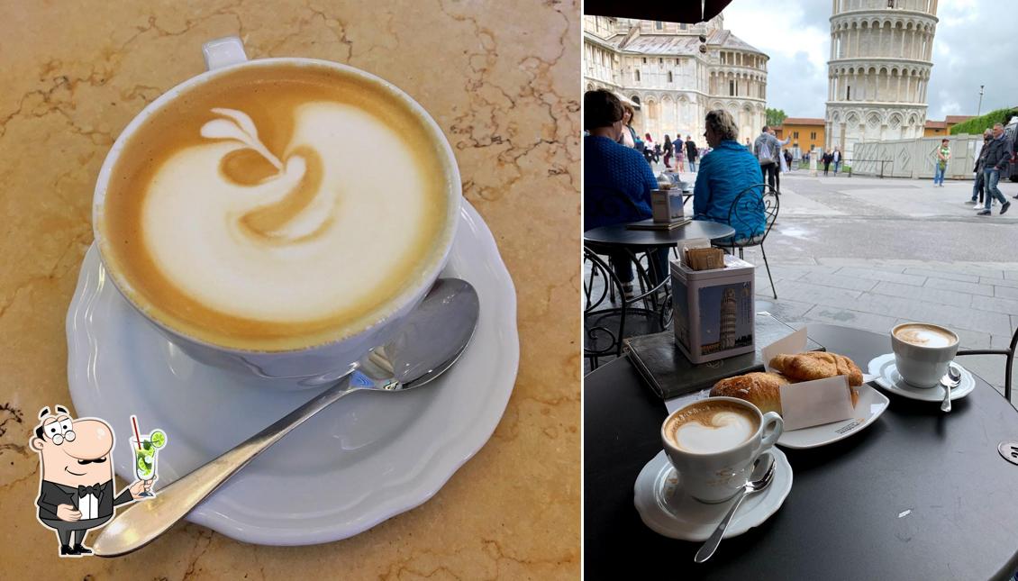 Caffe' Duomo sert une sélection de boissons