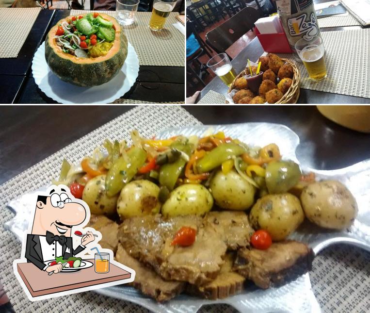 Platos en Bar do Zezé
