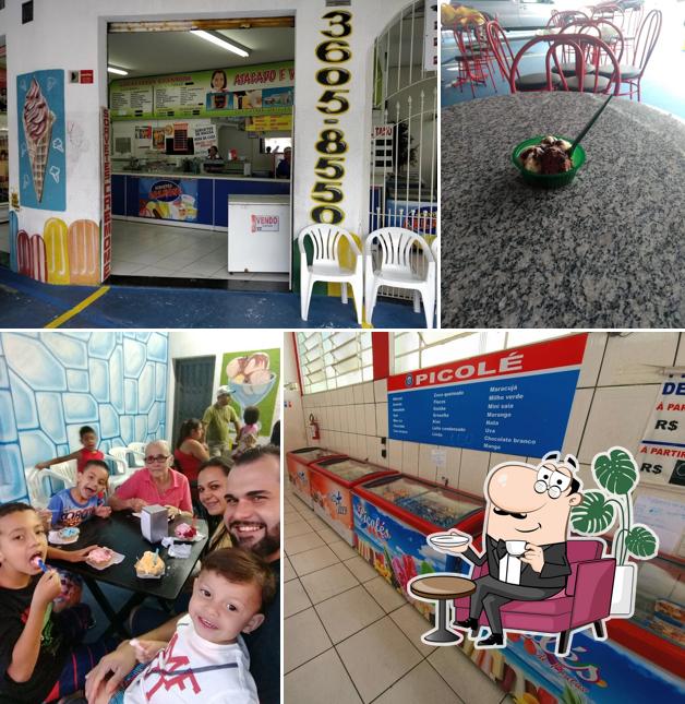 O interior do Sorveteria Cremone