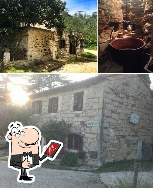 Guarda la foto di Toklarija