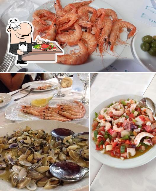 Try out seafood at Restaurante Marisquería Casa Bernardo