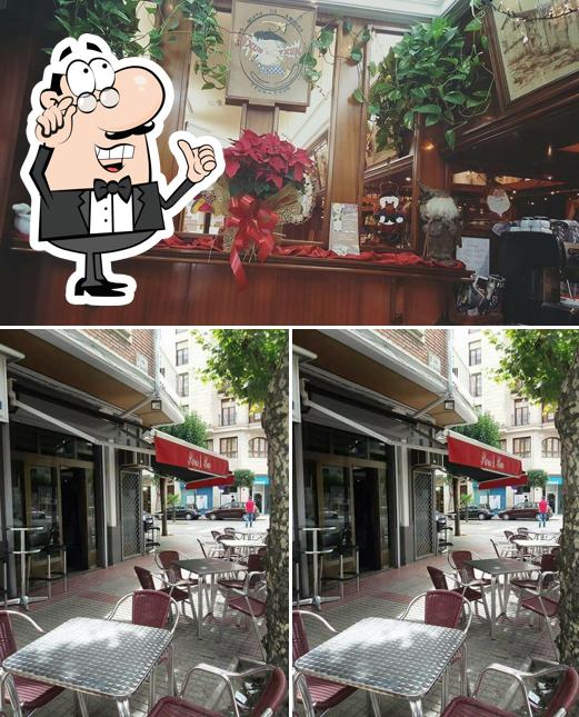El interior de París Bar