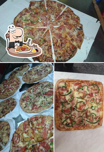 Try out pizza at Pizza Romea 3