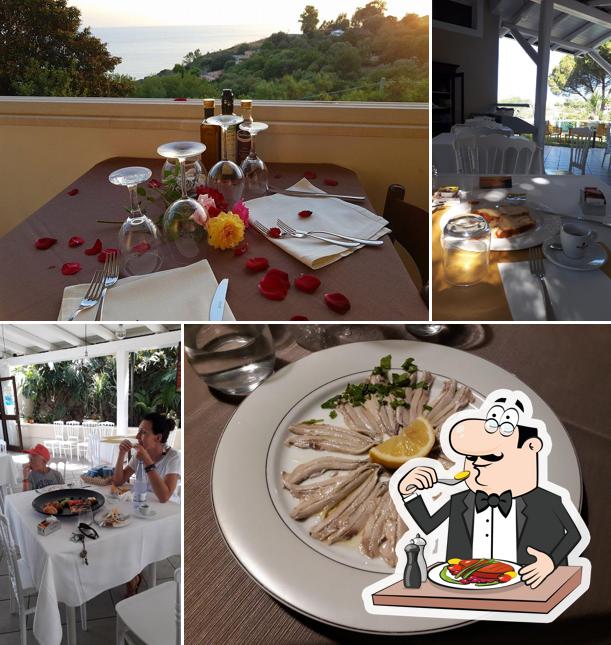 Platti al Ristorante Hotel Mercurio sul Mare